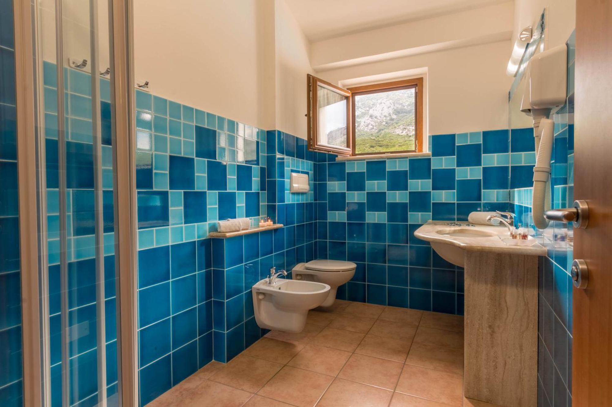 Classic Double Room Mountain View